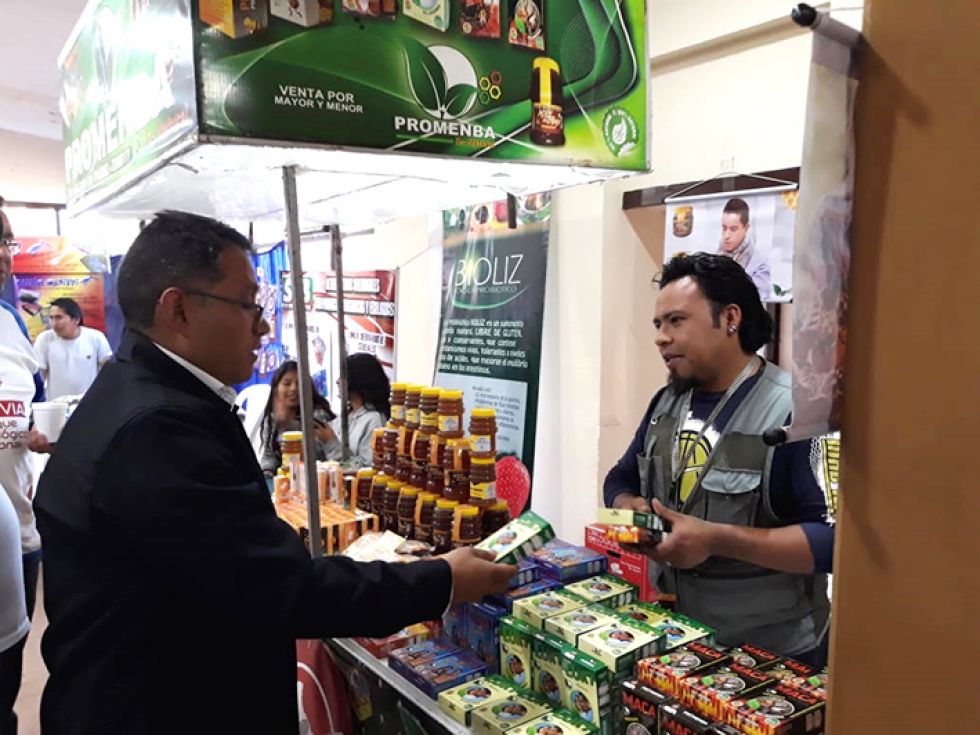 Actividad. La población puede visitar la Feria de las Mypes en el exhotel Municipal.