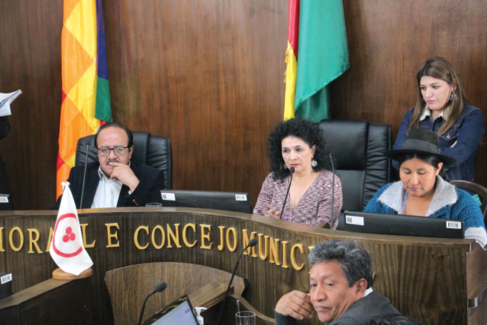 directiva. El Concejo seguirá al frente de Rosario López, Omar Montalvo y Juana Maldonado.