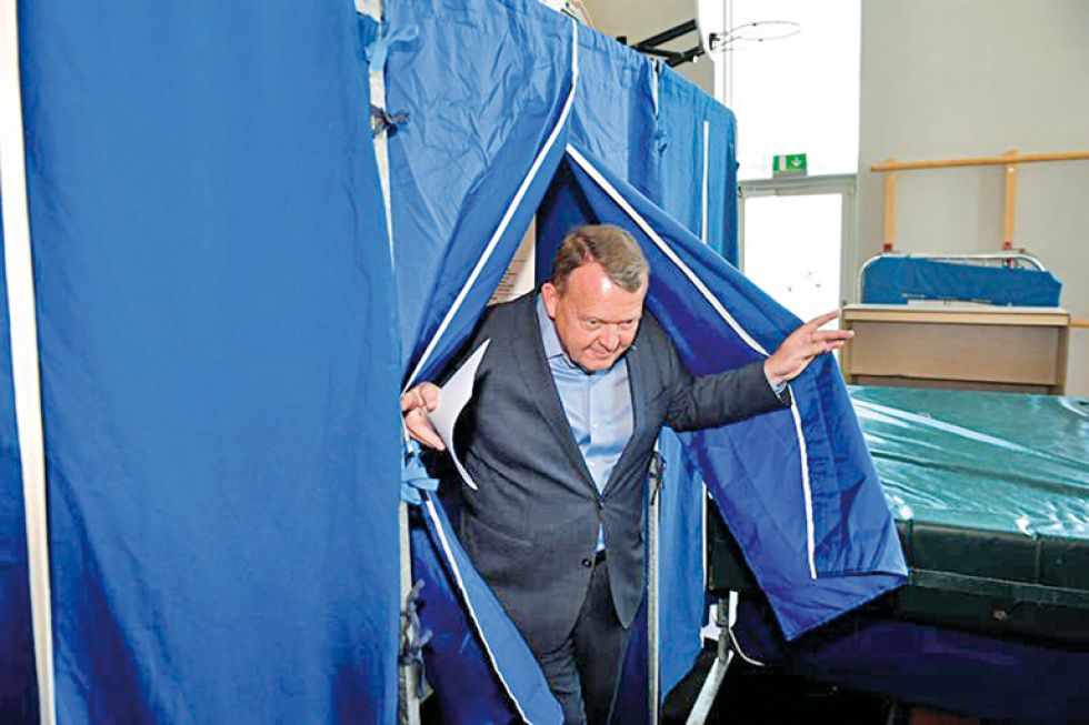 DERROTA. Lars Lokke Rasmussen.
