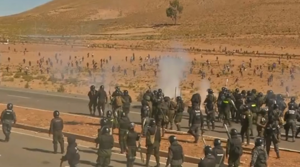 Enfrentamientos entre policías y cooperativistas mineros en Panduro, en agosto de 2016.