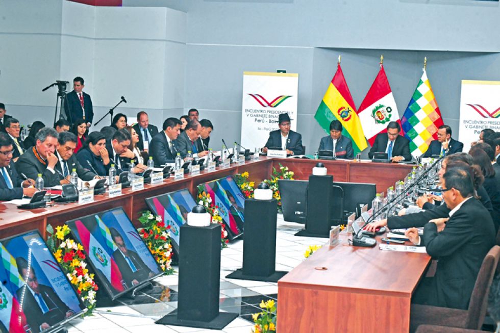 ILO. El encuentro biministerial encabezado por los presidentes Evo Morales y Martín Vizcarra.