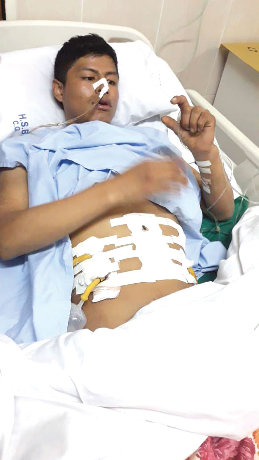 HECHO. El joven agredido fue internado en el Hospital Santa Bárbara donde se recupera.