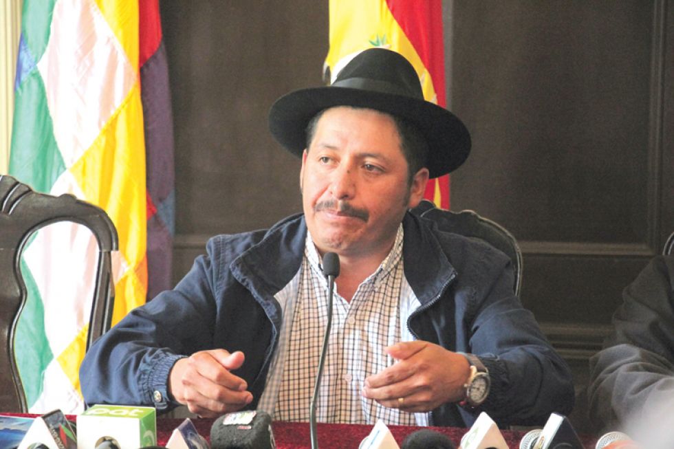 INVESTIGADO. El gobernador Esteban Urquizu no se pronunció sobre la denuncia de la víctima.