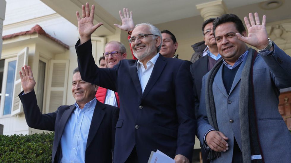 El candidato Carlos Mesa, su compañero de dupla Gustavo Pedraza y Luis Revilla estarán mañana en Sucre.