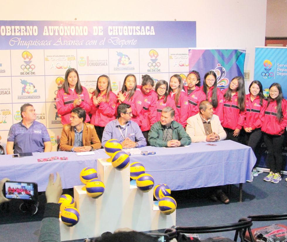 La Copa Plurinacional de Voleibol fue presentada el jueves en Sucre.