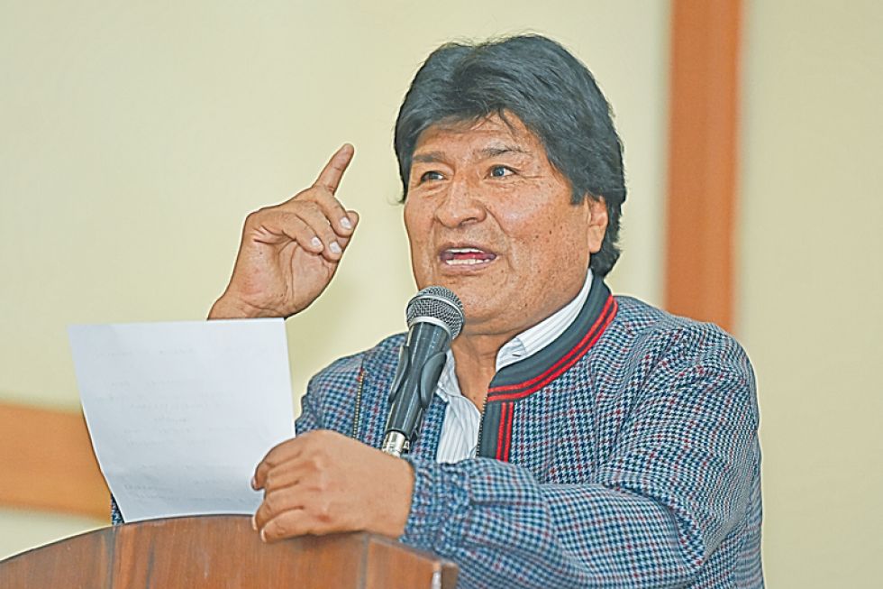 OFICIALISMO. El presidente Evo Morales agradeció la unidad de las organizaciones sociales para mantenerse en el poder.