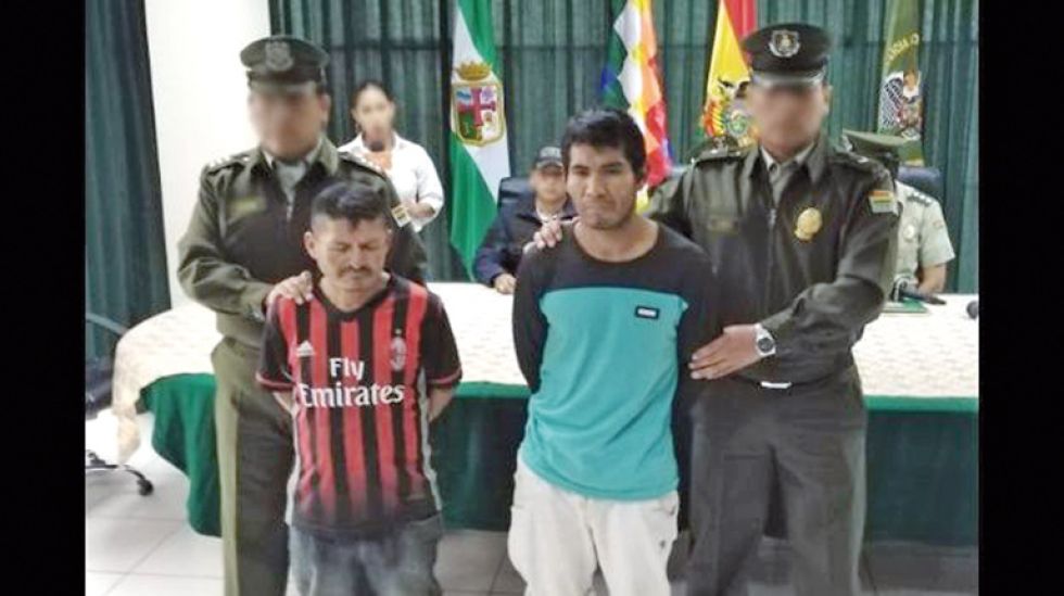 APREHENSIÓN. La Policía presentó a los agresores sexuales a los medios de comunicación.
