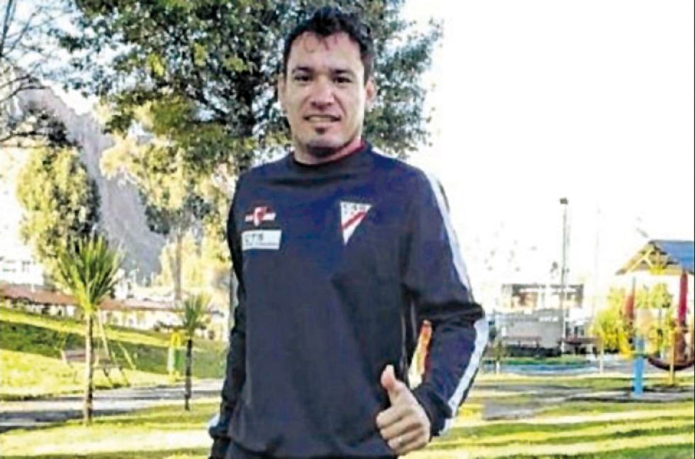 El futbolista Carlos Suárez, de filas de Always Ready, negó las acusaciones del titular de Sport Boys.