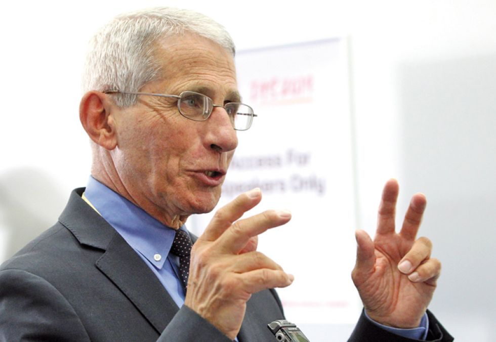 CIENCIA. El director de National Institute of Allergy and Infectious Diseases,Anthony Fauci, habla en una entrevista durante la reciente Conferencia Mundial.