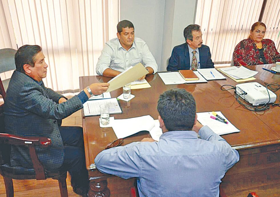 El Comité Ejecutivo de la Federación Boliviana de Fútbol todavía no analizó la continuidad del técnico.