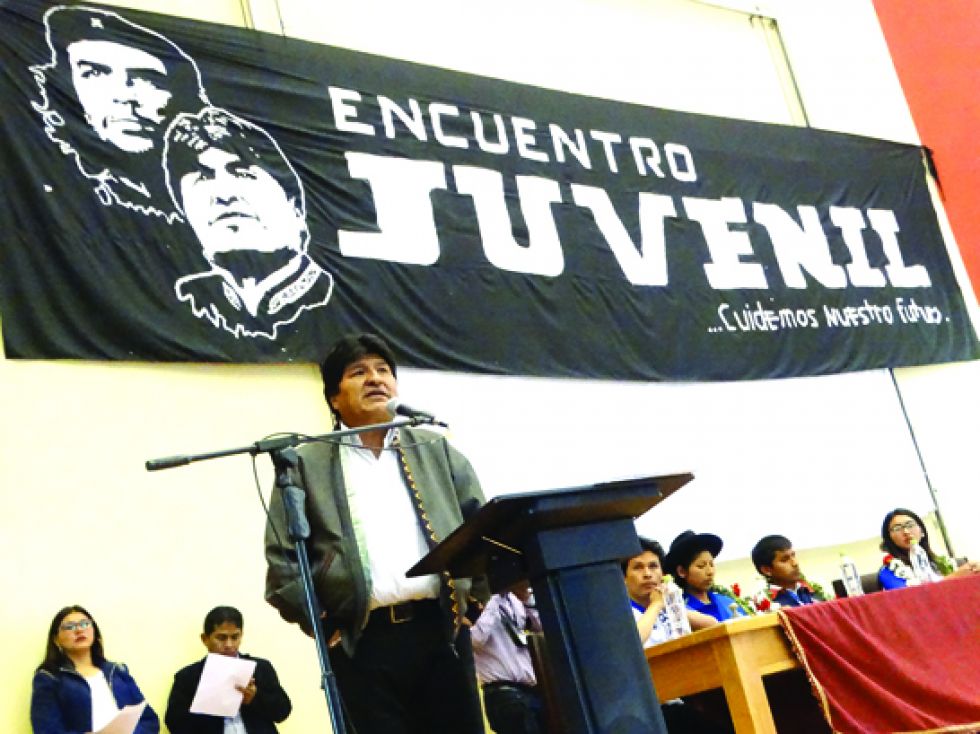 ACTO. El presidente Evo Morales durante su discurso en el Encuentro de la Juventud, ayer.