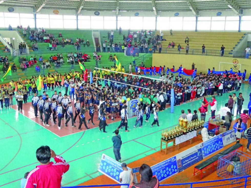 El Coliseo JRA es uno de los principales escenarios deportivos para la práctica del voleibol.
