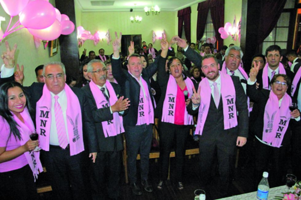 POLÍTICA. El Movimiento Nacionalista Revolucionario proclamó a sus candidatos en Sucre.