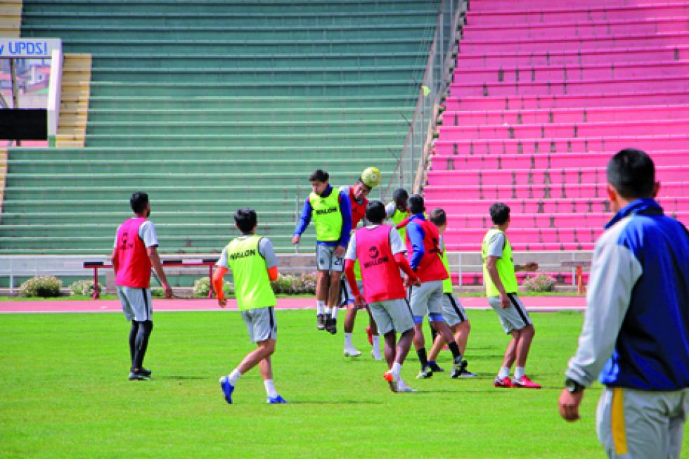 El plantel estudiantil cerró prácticas ayer en el Estadio Patria, donde esta tarde recibirá al potosino Wilstermann Cooperativas.