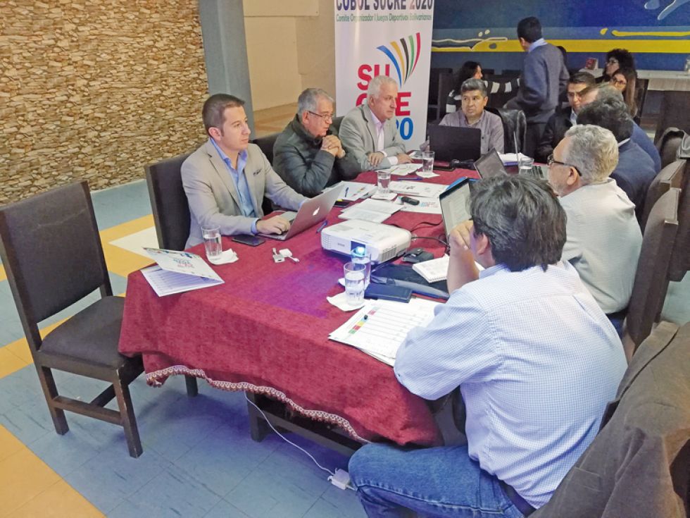 Ayer se reunieron los miembros del Cobol y de la Organización Deportiva Bolivariana en Sucre.