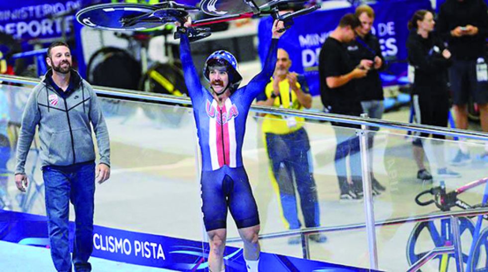 El piloto norteamericano Ashton Lambie se convirtió en figura.