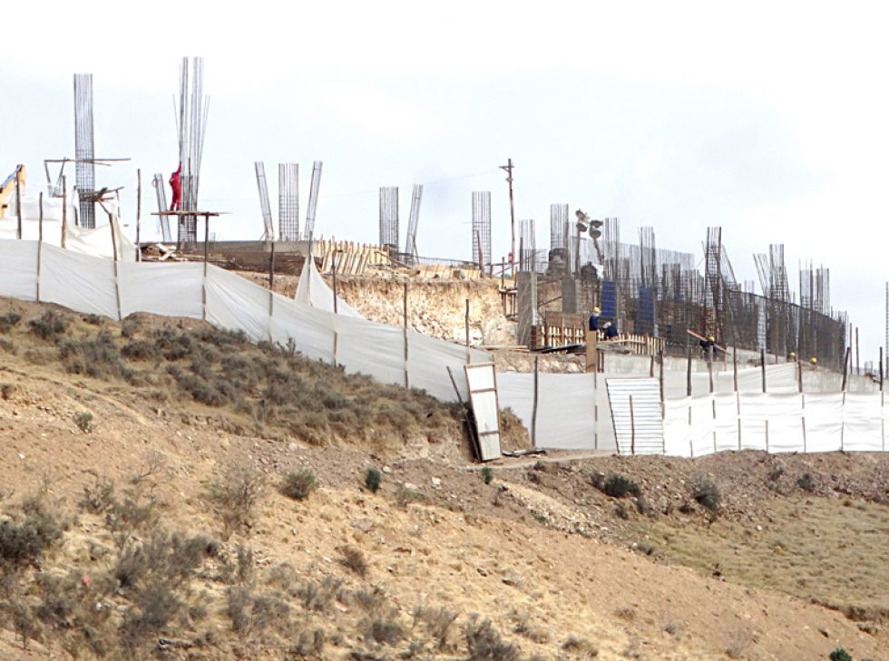 OBRA. El Gobierno departamental pretende concluir la terminal antes de mediados del próximo año.