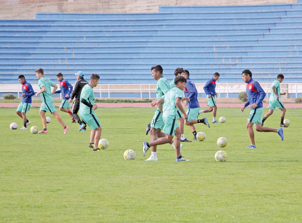 Los estudiantiles llegarán sin muchas variantes al partido del domingo frente a Stormer's.