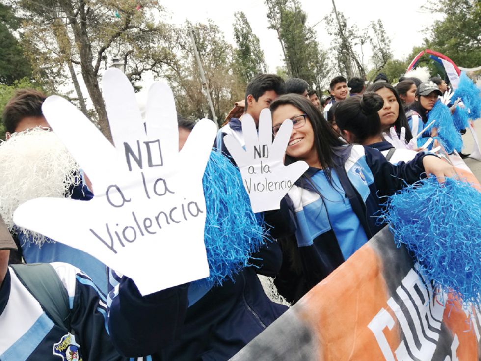 ACTIVIDAD. La feria de socialización contra la violencia a la mujer en el parque Bolívar.