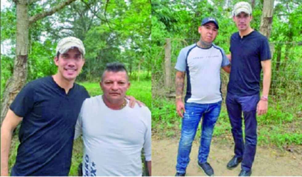DENUNCIA. Las fotografías muestran a Juan Guaidó con dos supuestos cabecillas del grupo criminal