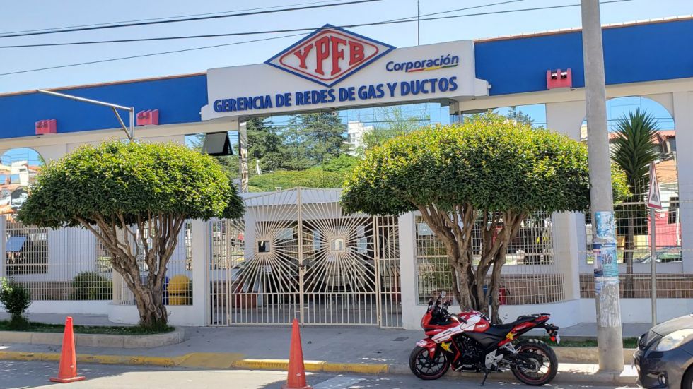 HUELGA. Las oficinas de la Distrital de Redes de Gas Chuquisaca fueron cerradas.