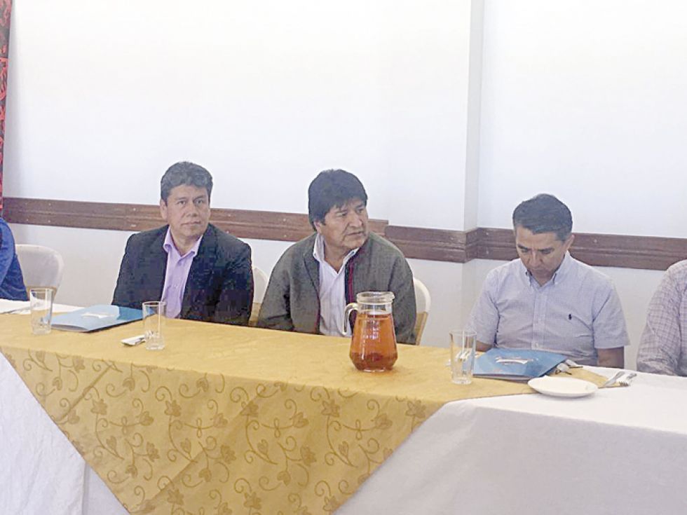 El acto de camaradería se desarrolló ayer. 
