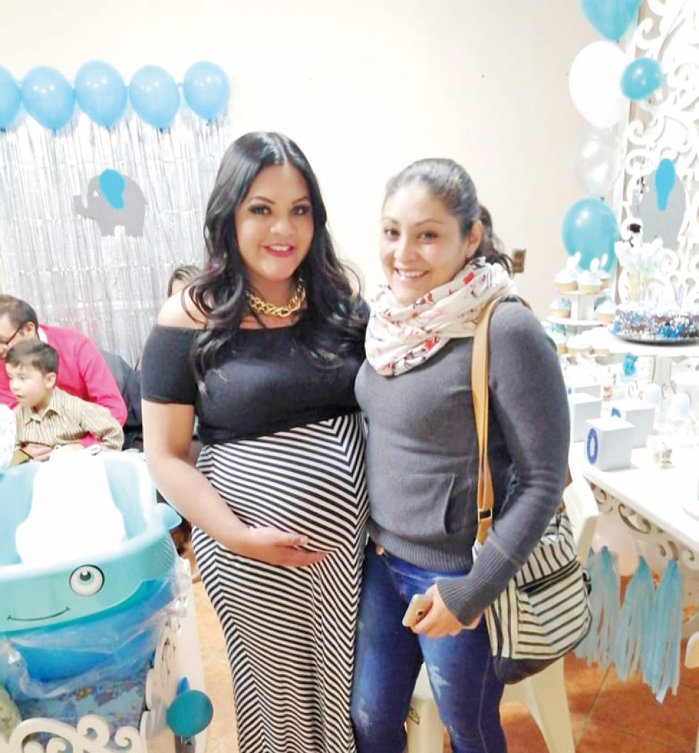 Karen y Cinthia Valda.