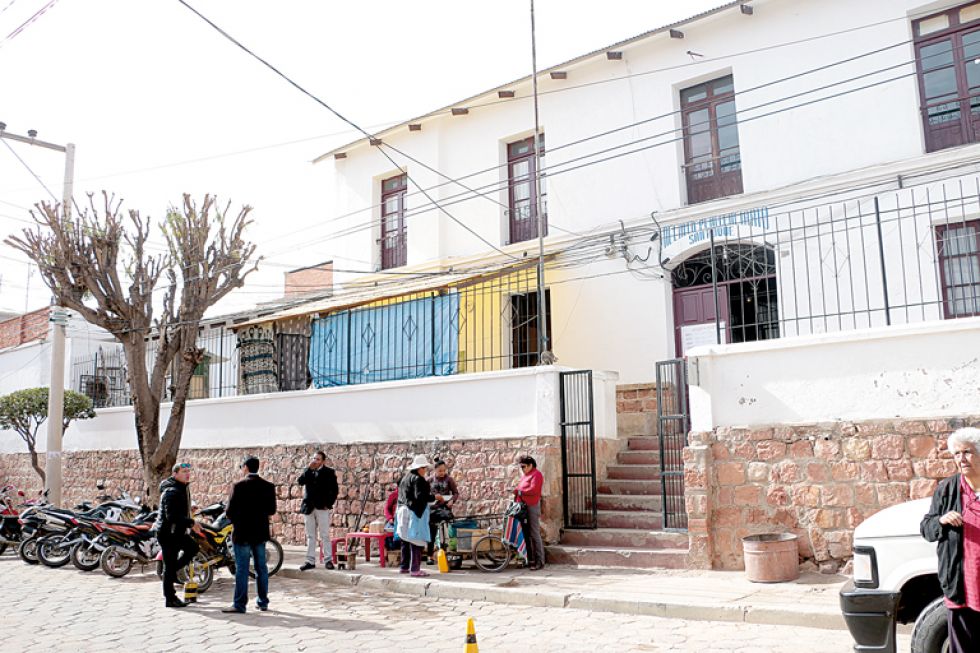 ESPERA. El joven sospechoso de arrancar parte de una oreja a un adolescente está encarcelado.