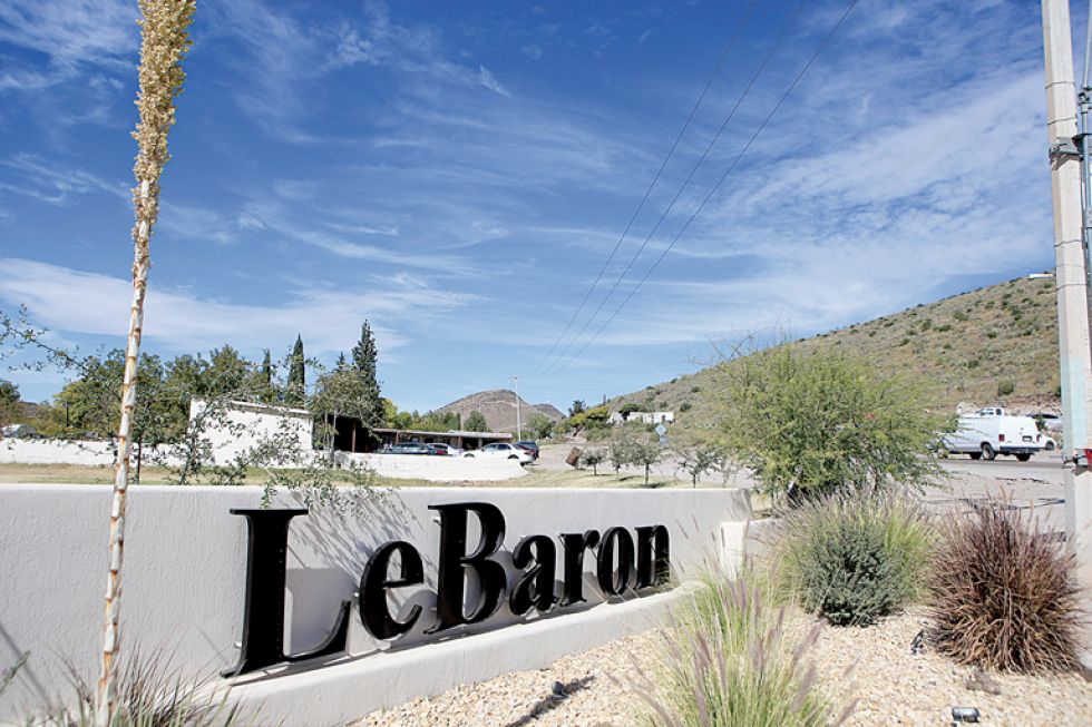 Disputa: Vista general de la comunidad de LeBaron, en el municipio de Galeana, en el estado de Chihuahua (México), donde se produjo el brutal ataque contra una familia de mormones.