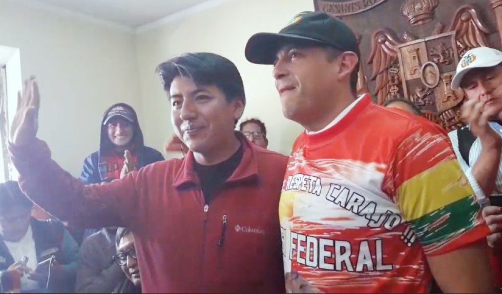 Los líderes cívicos de Potosí y Santa Cruz, Marco Antonio Pumari y Luis Fernando Camacho.