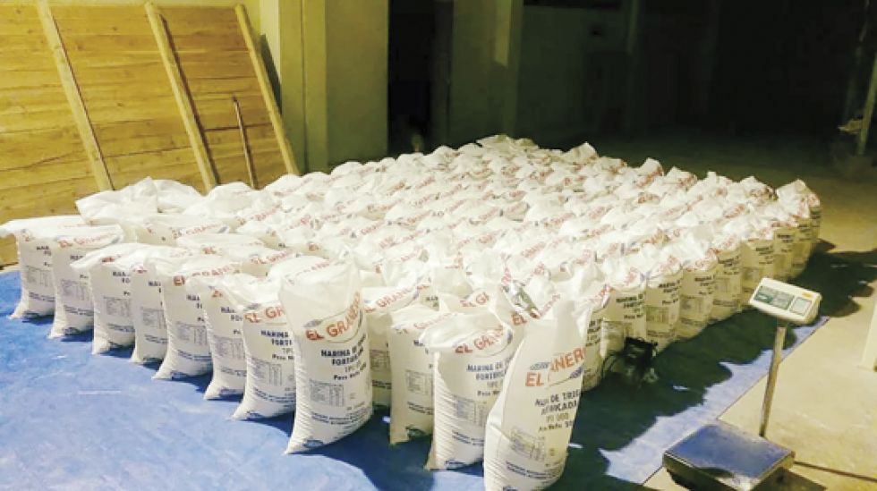 producCIÓN. La harina de trigo procesada en el molino de Mojocoya lista para salir al mercado.