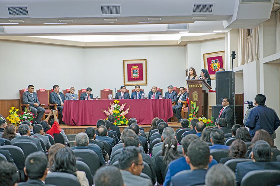 ANIVERSARIO. Fancesa celebró anoche 61 años de fundación con un acto protocolar.