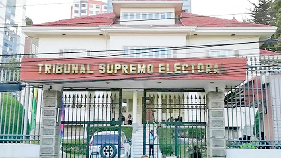 CRONOGRAMA. El plazo para la presentación de candidaturas en el Tribunal Supremo Electoral se cumple este lunes.