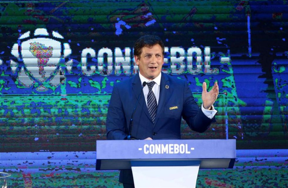 Fotografía de archivo del presidente de la Confederación Sudamericana de Fútbol (Conmebol), Alejandro Domíguez.
