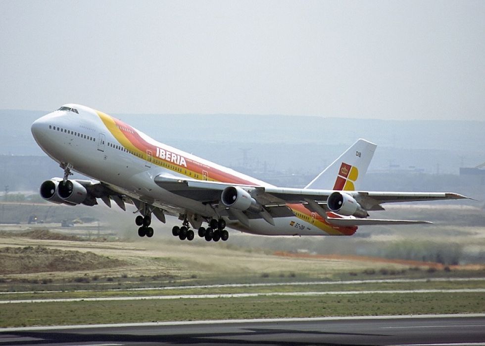 Un avión de la aerolínea europea Iberia.