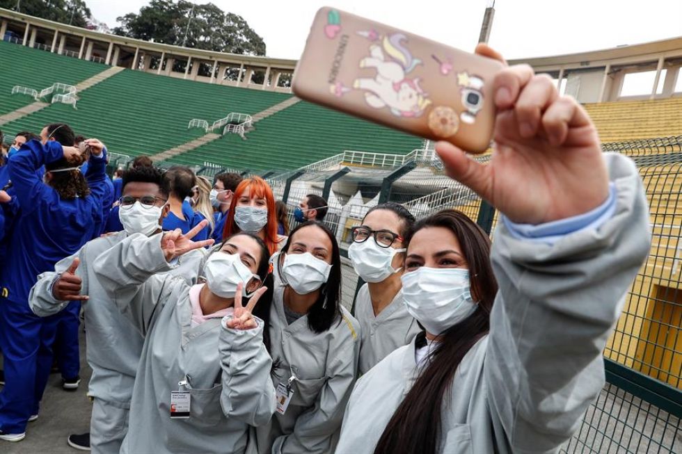 Cierran hospital de campaña del estadio Pacaembú por la disminución de casos en Sao Paulo, en contraste con las localidades del interior del país.