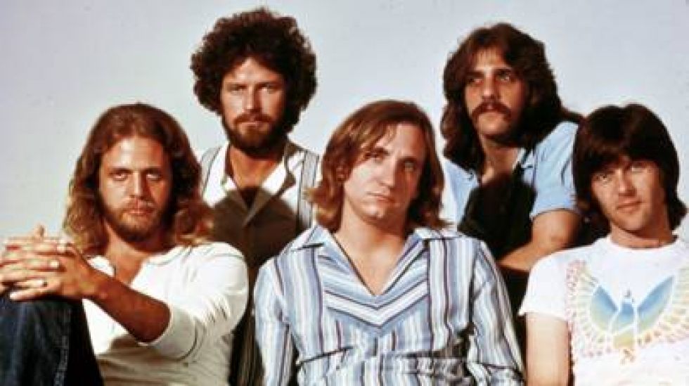 Eagles es una banda estadounidense de country rock y hard rock formada en EEUU, en 1971.