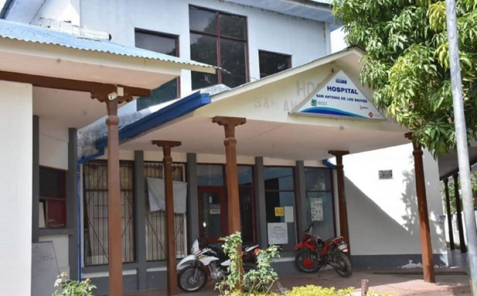 El ingreso al hospital San Antonio de los Sauces en Monteagudo.
