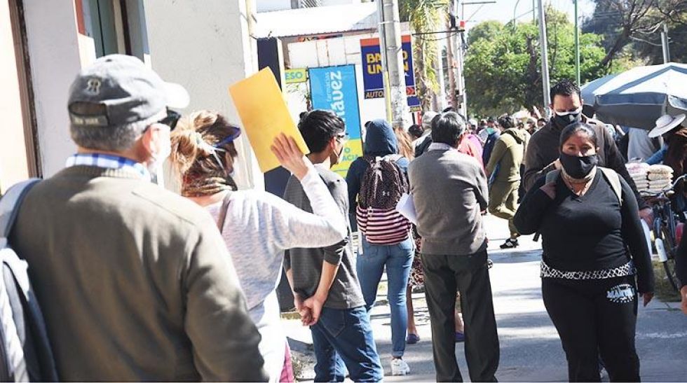 El sistema financiero trabaja en la reprogramación de créditos.