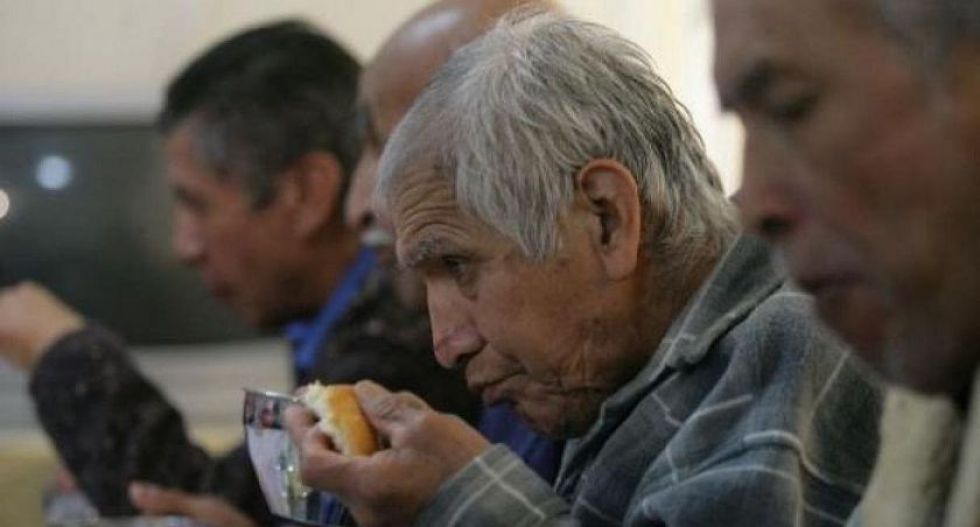 De acuerdo con el INE, más de 1 millón de personas están en el rango de 60 años de edad o más.