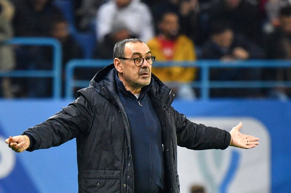 El entrenador italiano Maurizio Sarri deja su cargo en la Juventus. 