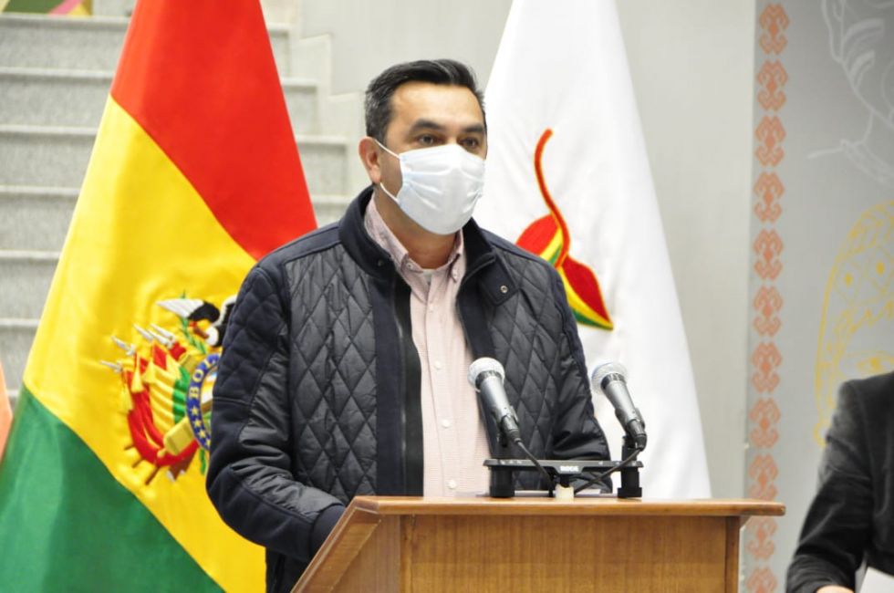 El ministro de la Presidencia, Yerko Núñez, durante la conferencia de prensa que ofreció esta noche.