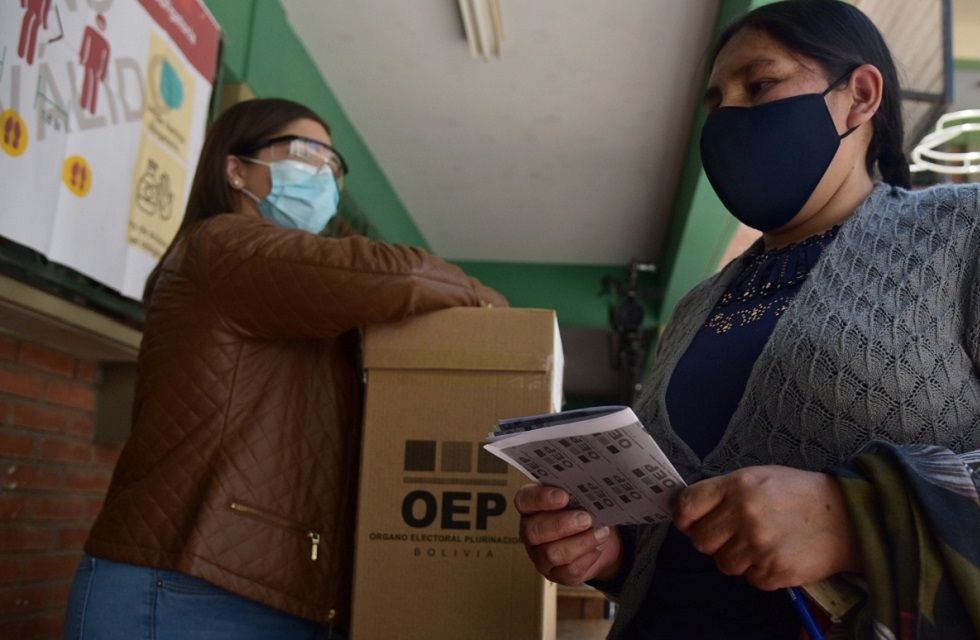 El Tribunal Supremo Electoral suspendió la votación en Panamá y cinco ciudades de Chile.
