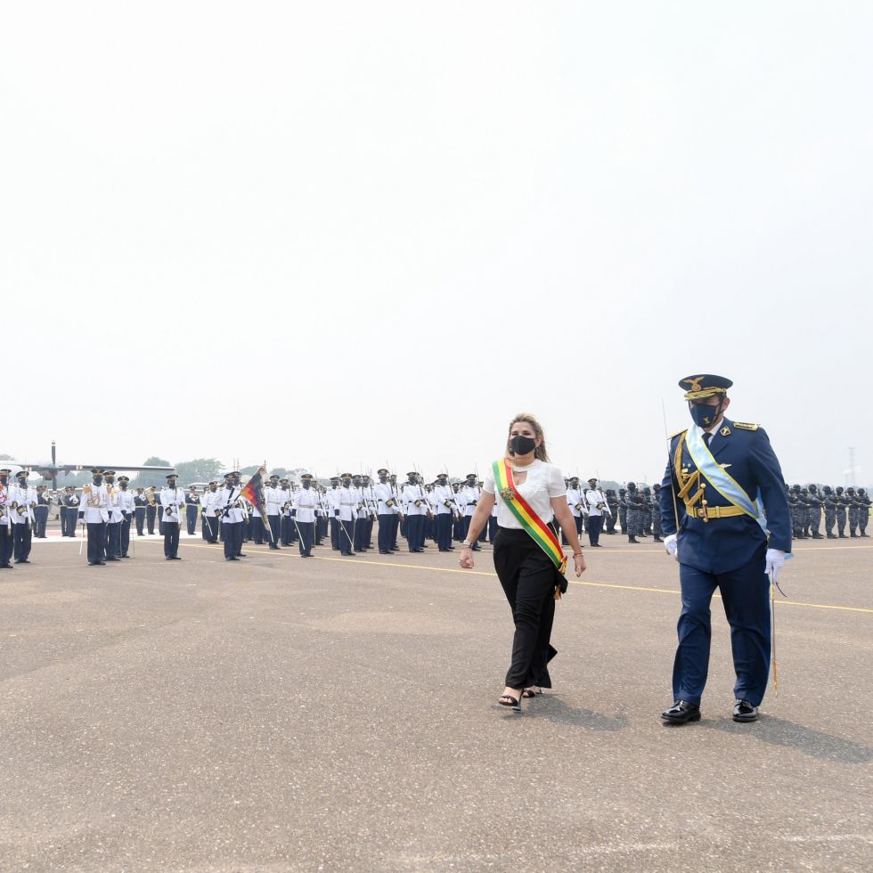 La presidenta Jeanine Áñez en el 97 aniversario de creación de la Fuerza Aérea Boliviana, a inicios de octubre.
