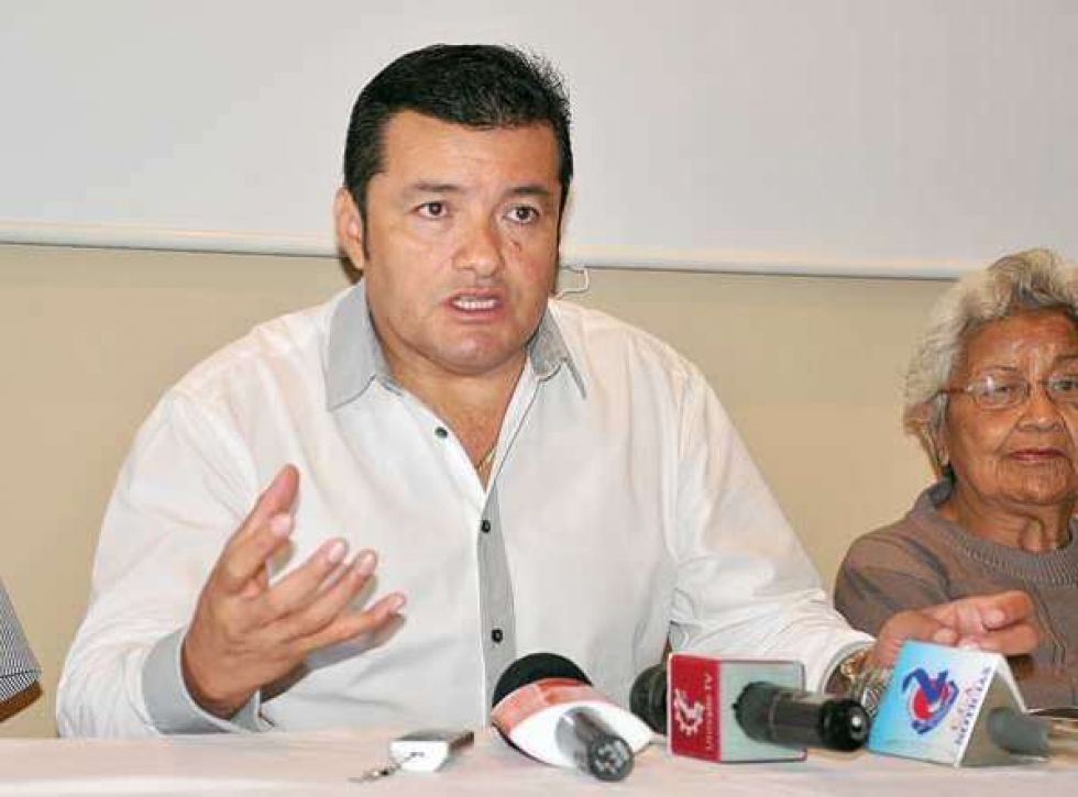 Johnny Fernández líder de UCS. 