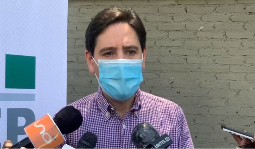 El presidente del TSE, Salvador Romero, en un contacto con la prensa este sábado.