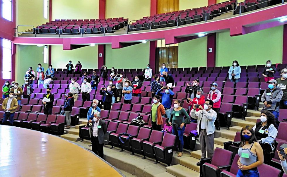 La asistencia a la Villa Bolivariana, donde se desarrolló el congreso postergado ayer.