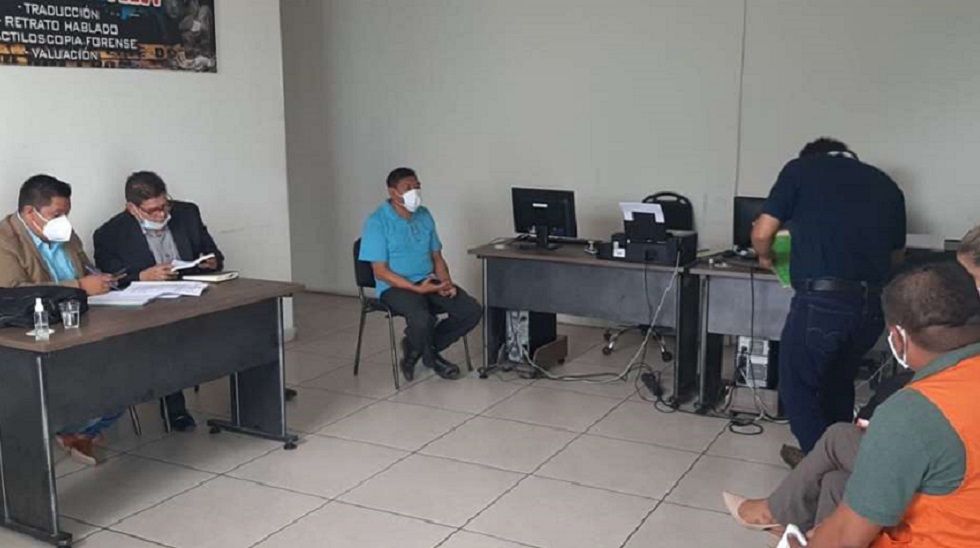 La audiencia de medidas cautelares se desarrolló este sábado en dependencias policiales.