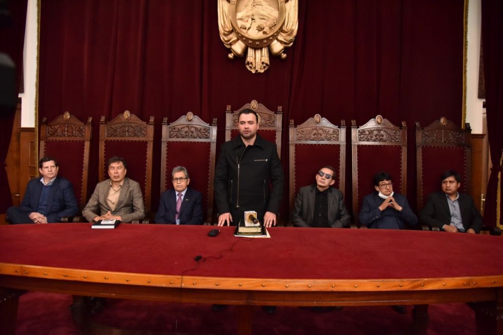El Presidente y la Sala Plena del TSJ se pronunciaron sobre la resolución constitucional.