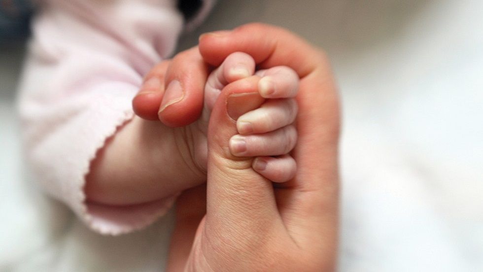 Los trillizos continúan bajo observación médica en el hospital de la Mujer.